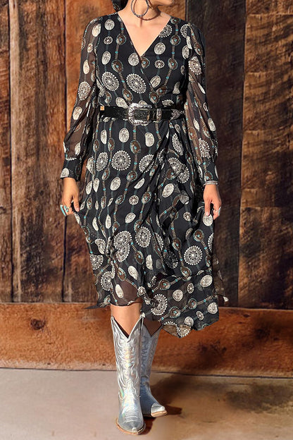 Sophisticated Dress with a Clean Classic Look