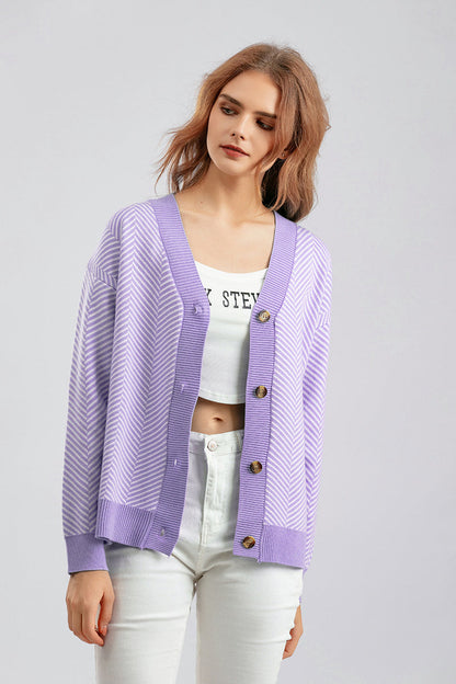 Classic Vintage Sweater with a Flattering Fit