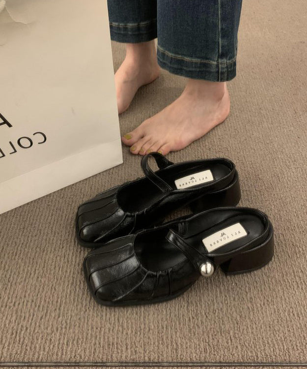 Elegantly Styled Sandals for Everyday Wear