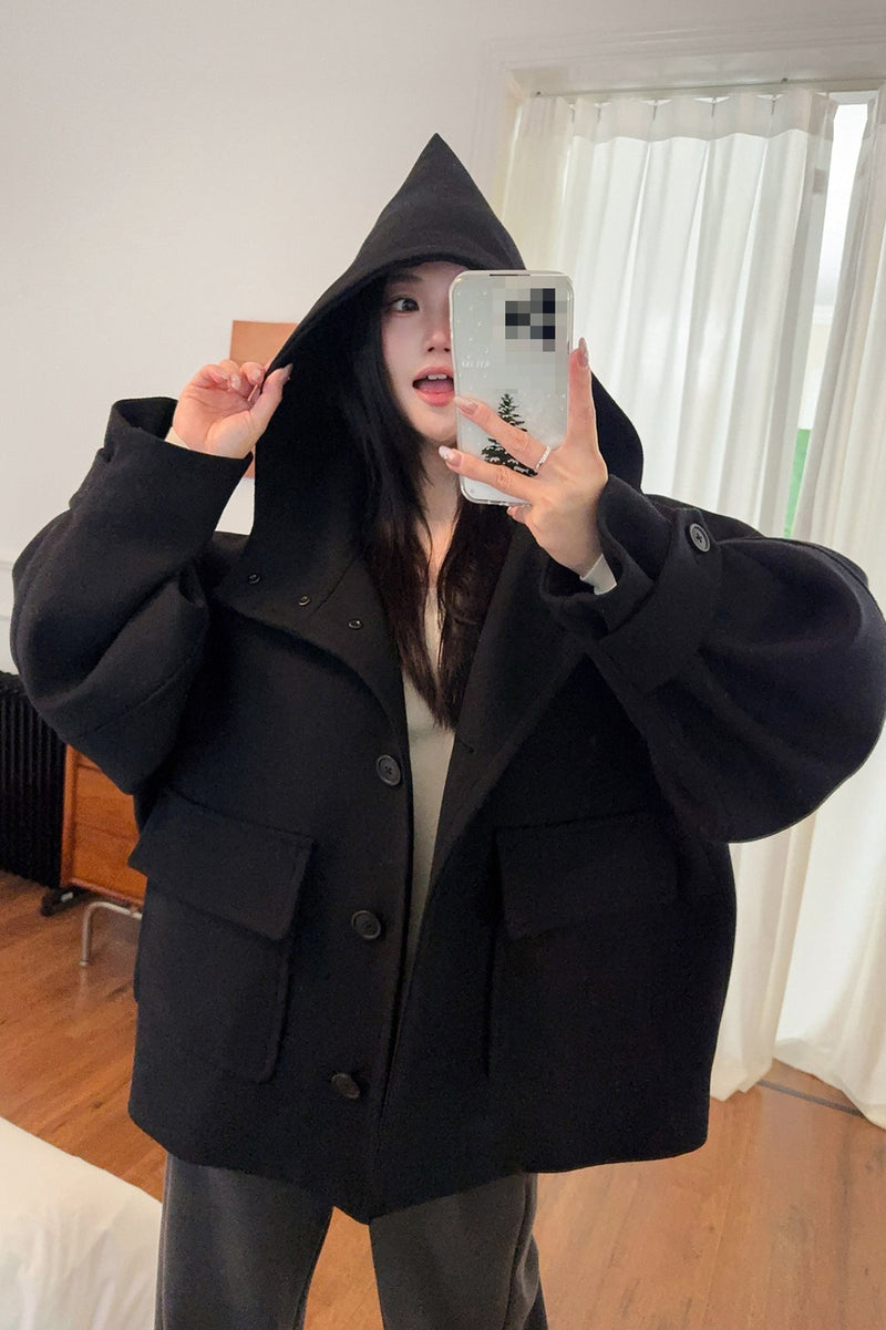 Sophisticated Coat with a Clean Classic Look