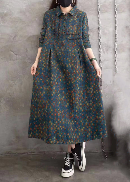 Classic Vintage Dress with a Flattering Fit