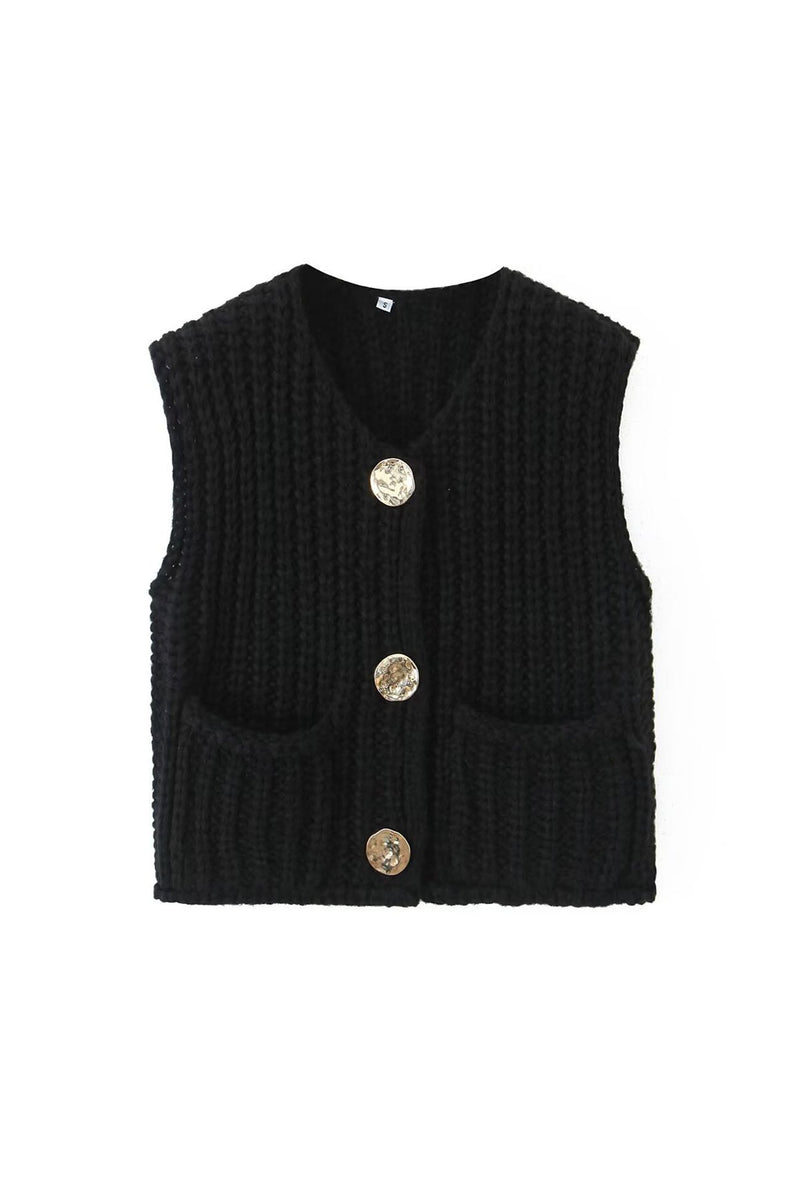 Beautifully Finished Cardigan in a Timeless Design