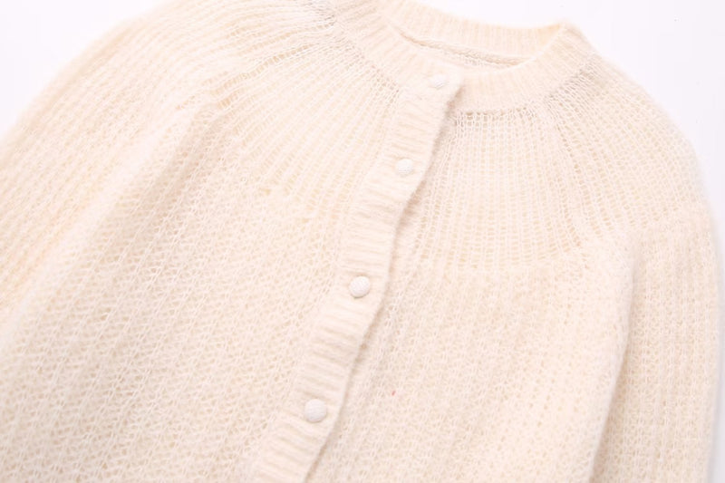 Beautifully Finished Cardigan in a Timeless Design