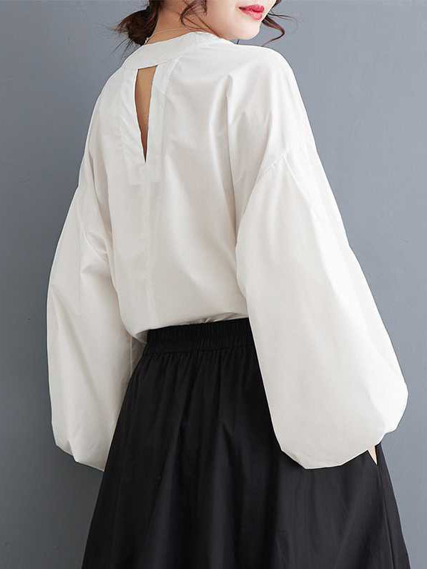 Sophisticated Blouse with a Clean Classic Look