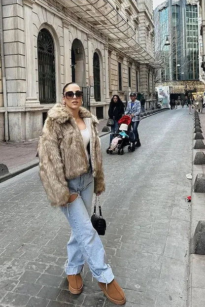Gracefully Styled Jacket for Any Occasion