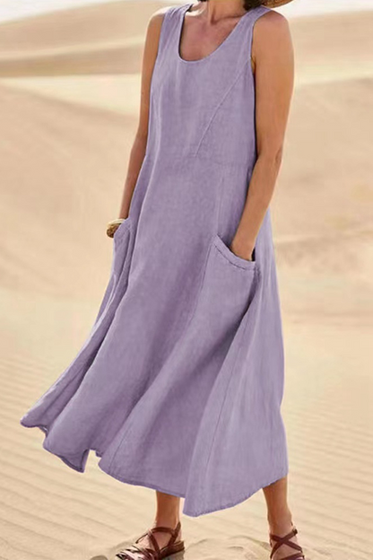Sophisticated Dress with a Clean Classic Look