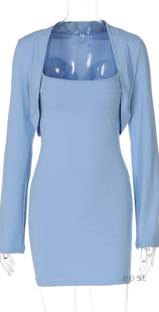Sophisticated Garment with a Clean Classic Look