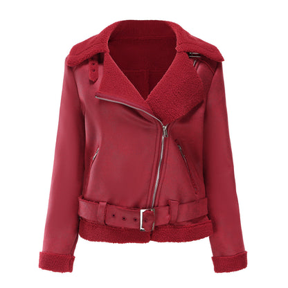 Well Tailored Jacket with a Graceful Silhouette
