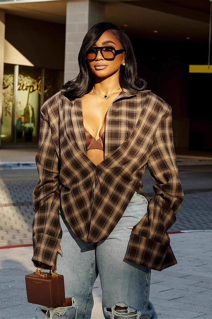 Gracefully Styled Blouse for Any Occasion