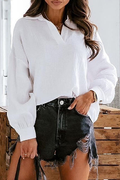 Beautifully Crafted Blouse in a Classic Style
