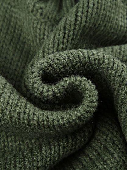 Classic Vintage Sweater with a Flattering Fit