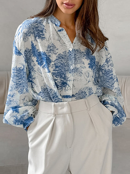 Sophisticated Blouse with a Clean Classic Look