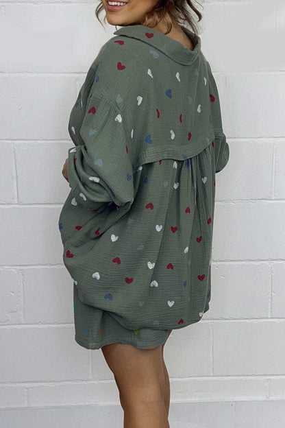 Well Tailored Shirt with a Graceful Silhouette