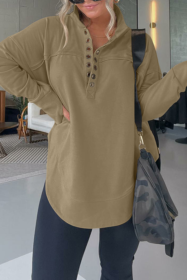 Classic Vintage Pullover with a Flattering Fit