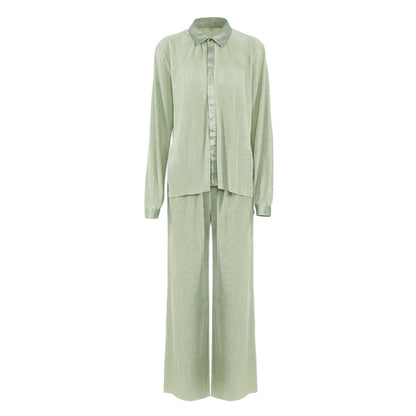 Classic Vintage Pants with a Flattering Fit