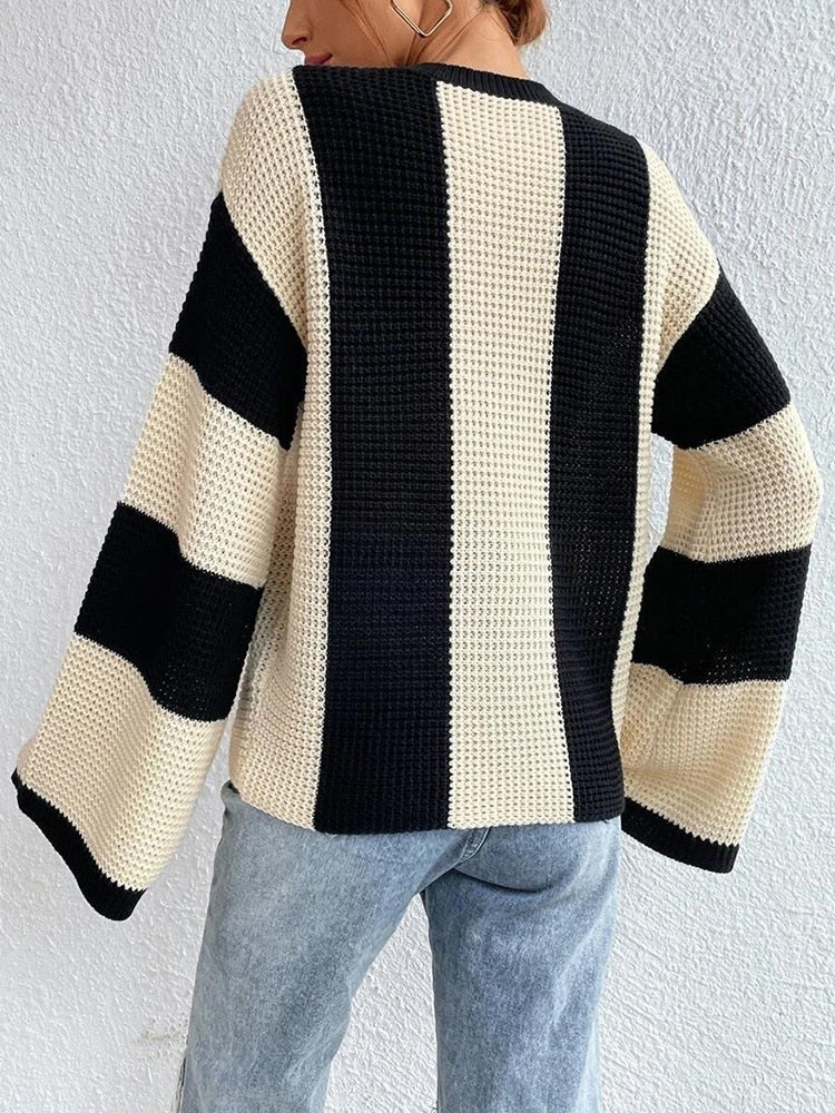 Elegantly Styled Sweater for Everyday Wear