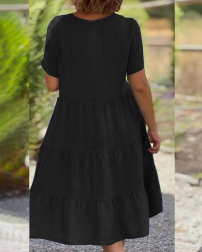 Classic Vintage Dress with a Flattering Fit