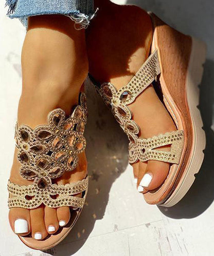 Classic Vintage Heels with a Flattering Fit