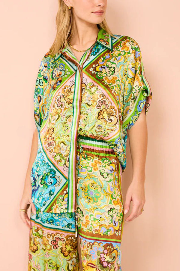 Classic Vintage & Enduringly Stylish Blouse