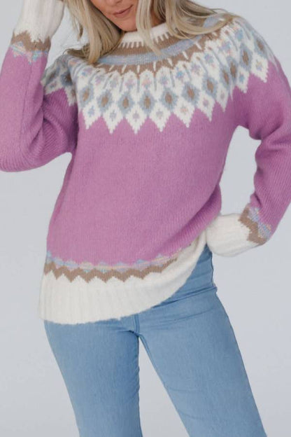 Well Tailored Sweater with a Graceful Silhouette