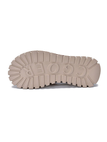 Effortlessly Elegant Sandals with a Timeless Design