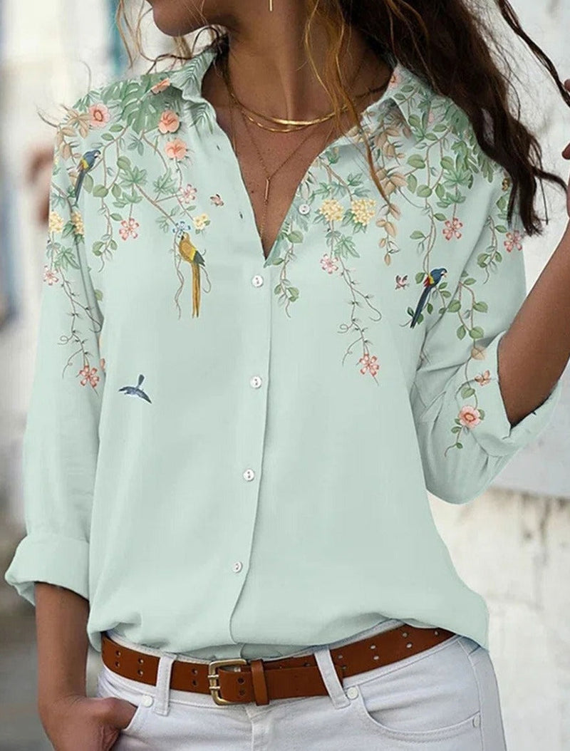 Sophisticated Blouse with a Clean Classic Look
