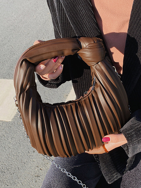 Gracefully Styled Bag for Any Occasion