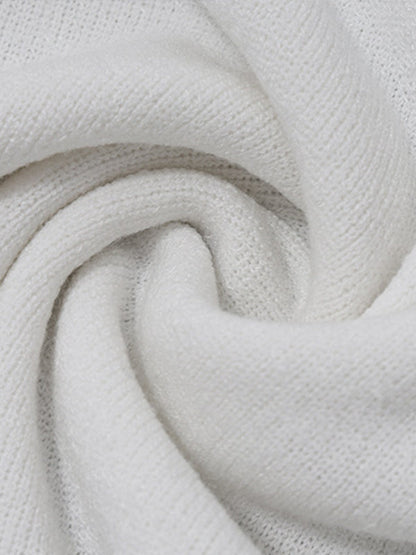 Beautifully Finished Sweater in a Timeless Design