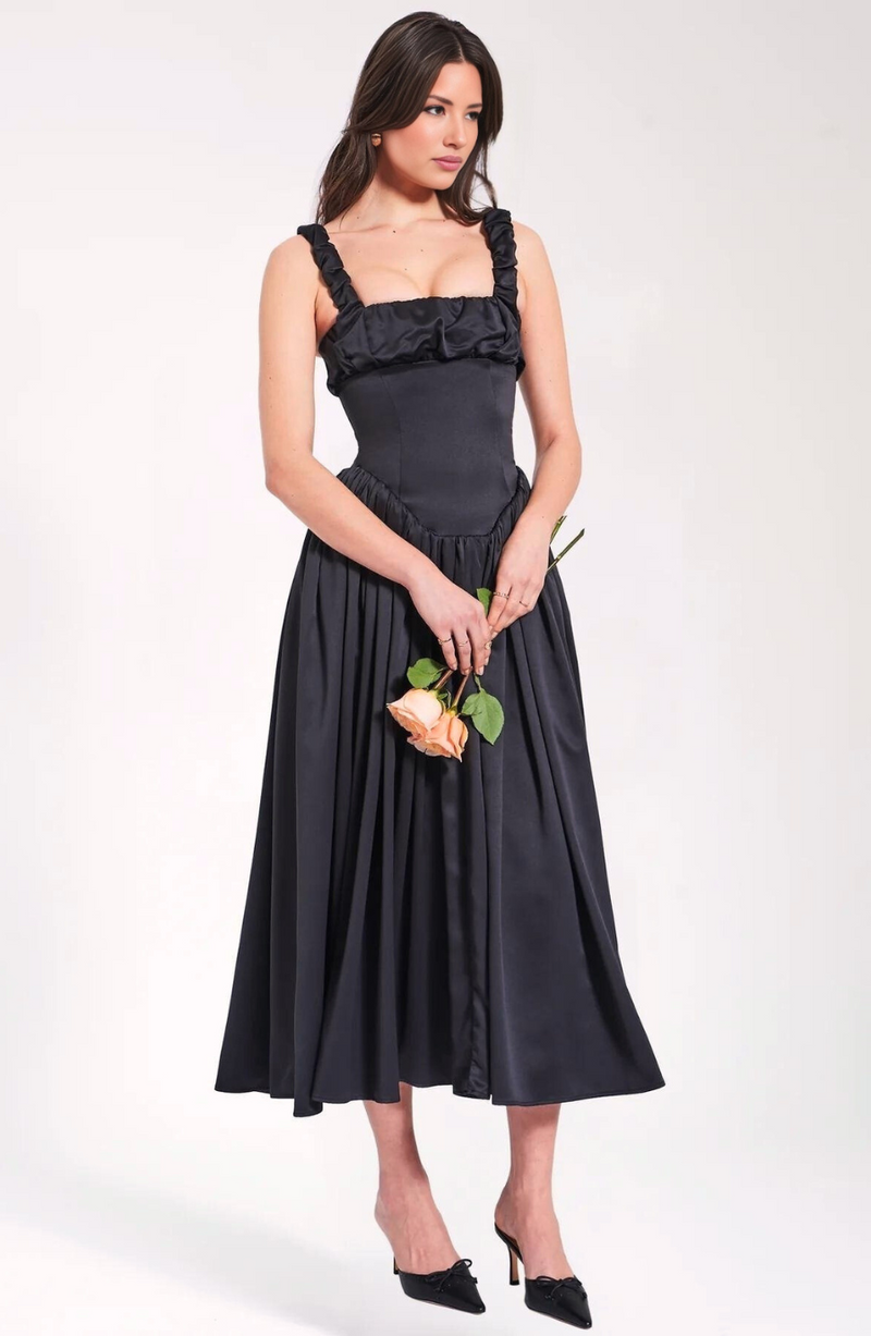 Classic Vintage & Enduringly Stylish Dress