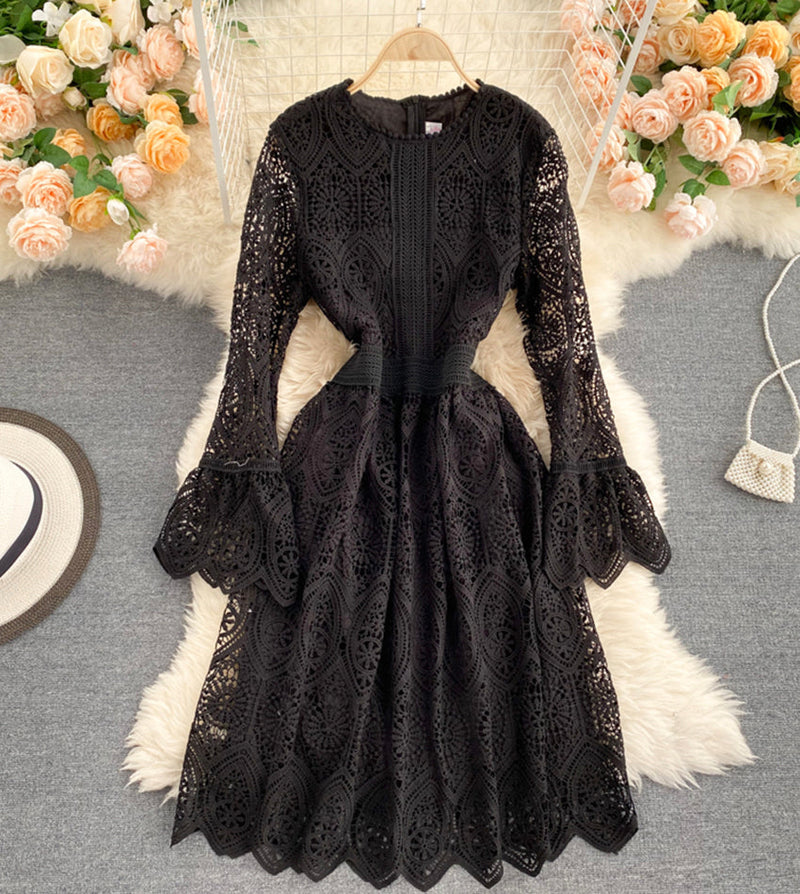 Sophisticated Dress with a Clean Classic Look