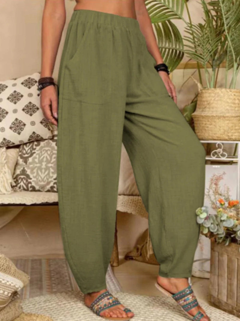 Polished Pants with an Effortless Classic Look