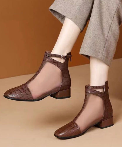 Polished Boots with an Effortless Classic Look