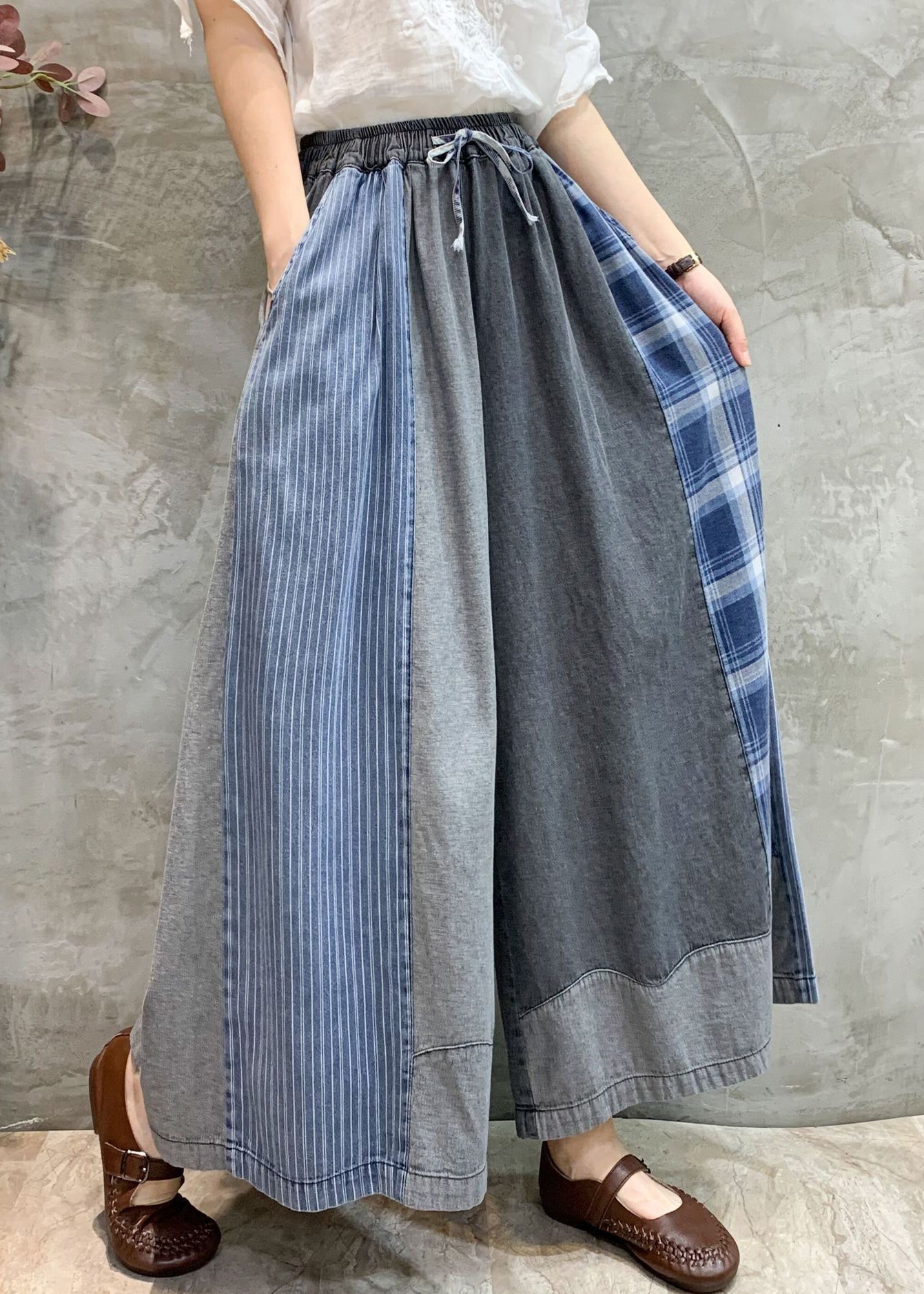 Well Tailored Pants with a Graceful Silhouette