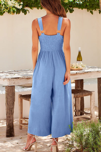 Well Tailored Garment with a Graceful Silhouette