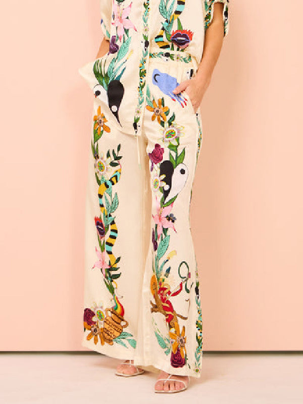 Classic Vintage Pants with a Flattering Fit