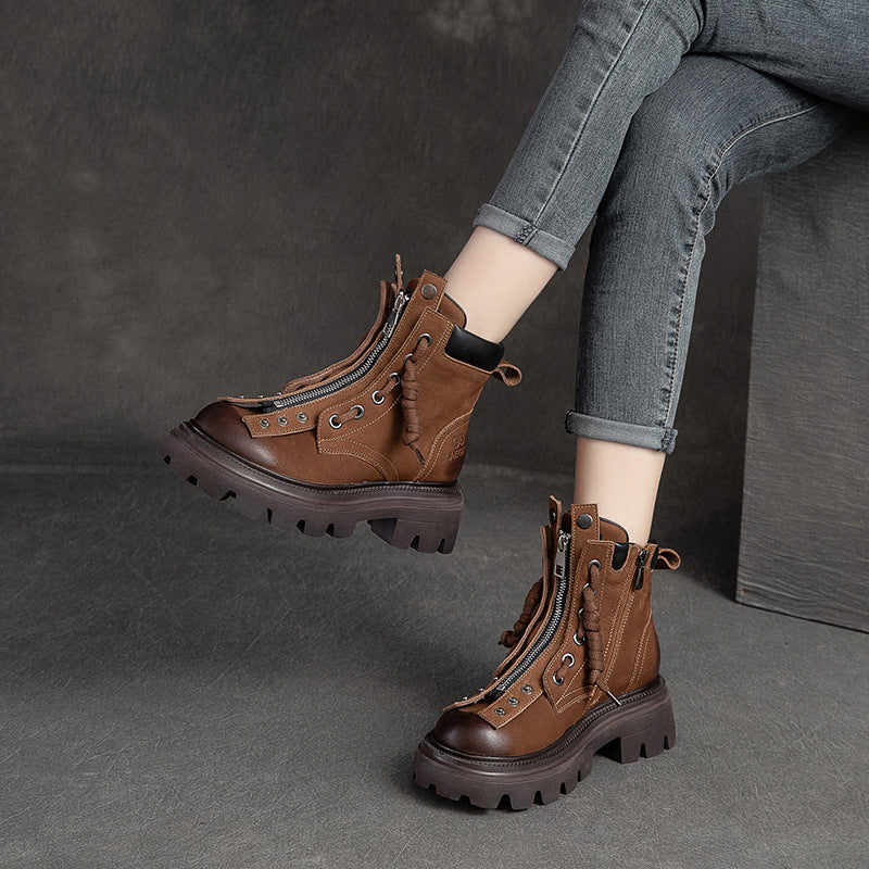 Beautifully Finished Boots in a Timeless Design