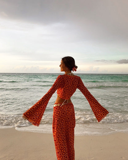 Well Tailored Garment with a Graceful Silhouette