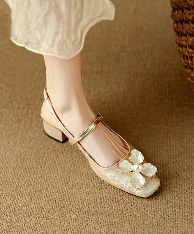 Elegantly Styled Sandals for Everyday Wear