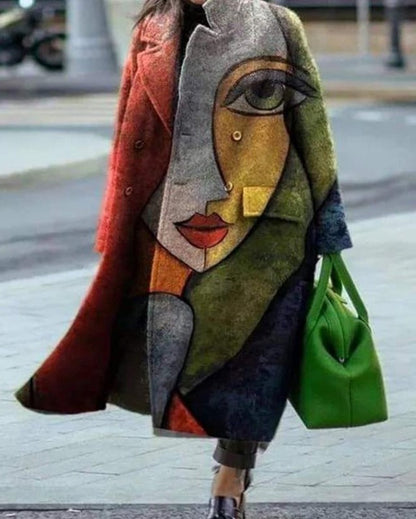 Well Tailored Coat with a Graceful Silhouette