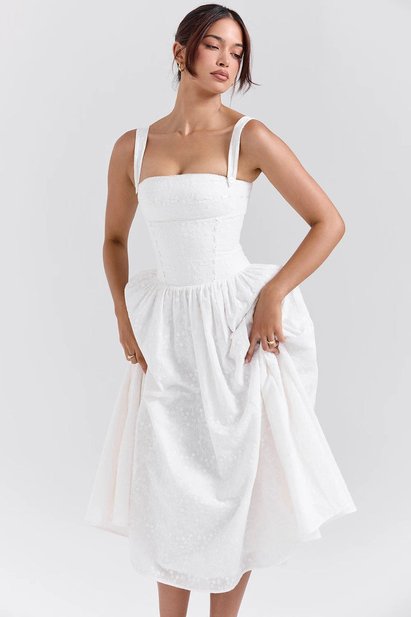 Sophisticated Dress with a Clean Classic Look