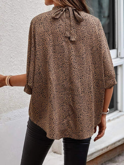 Elegantly Styled Blouse for Everyday Wear