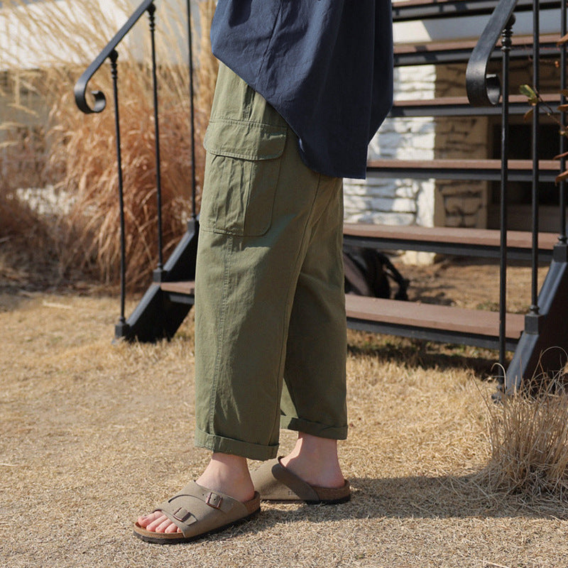 Effortlessly Elegant Trousers with a Timeless Design