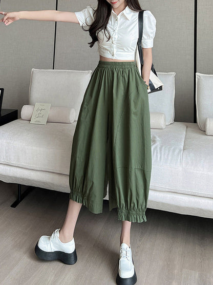 Sophisticated Trousers with a Clean Classic Look