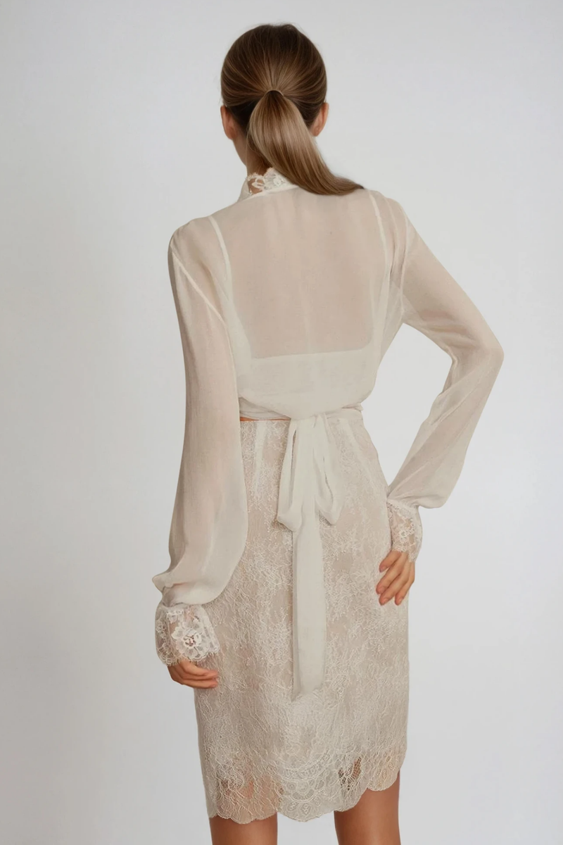 Well Tailored Garment with a Graceful Silhouette