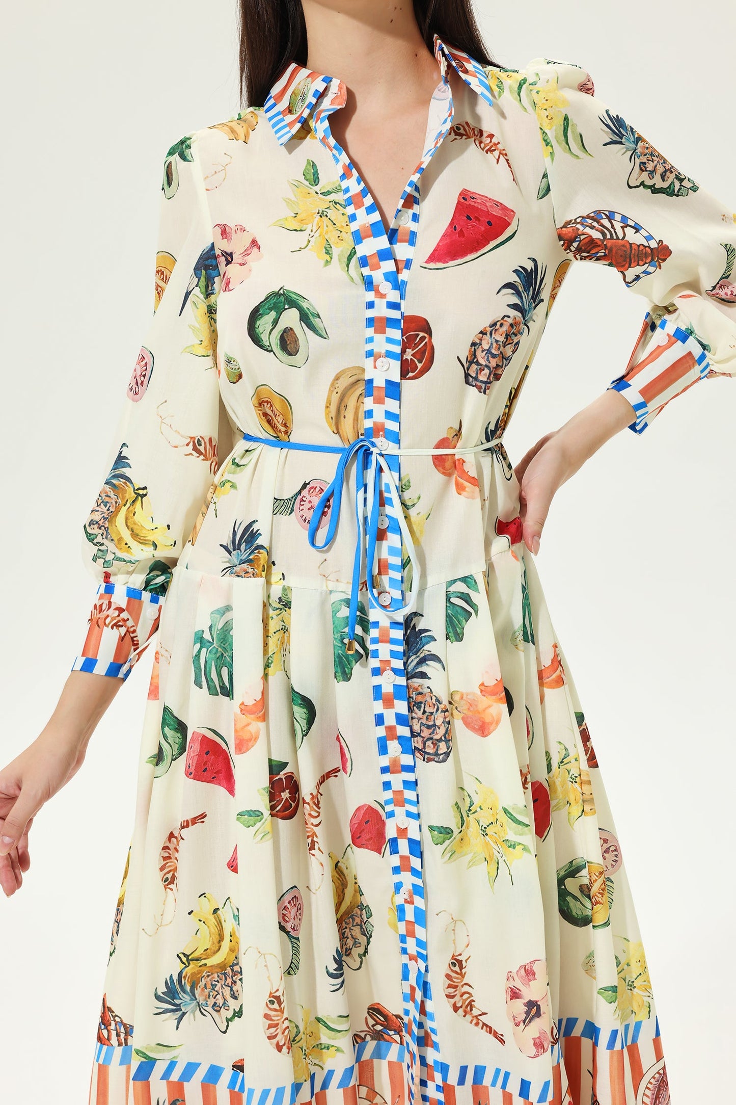 Well Tailored Dress with a Graceful Silhouette