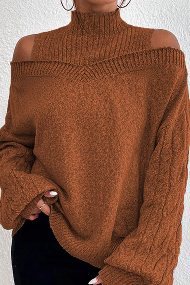 Effortlessly Elegant Sweater with a Timeless Design