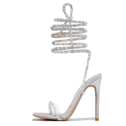 Effortlessly Elegant Sandals with a Timeless Design