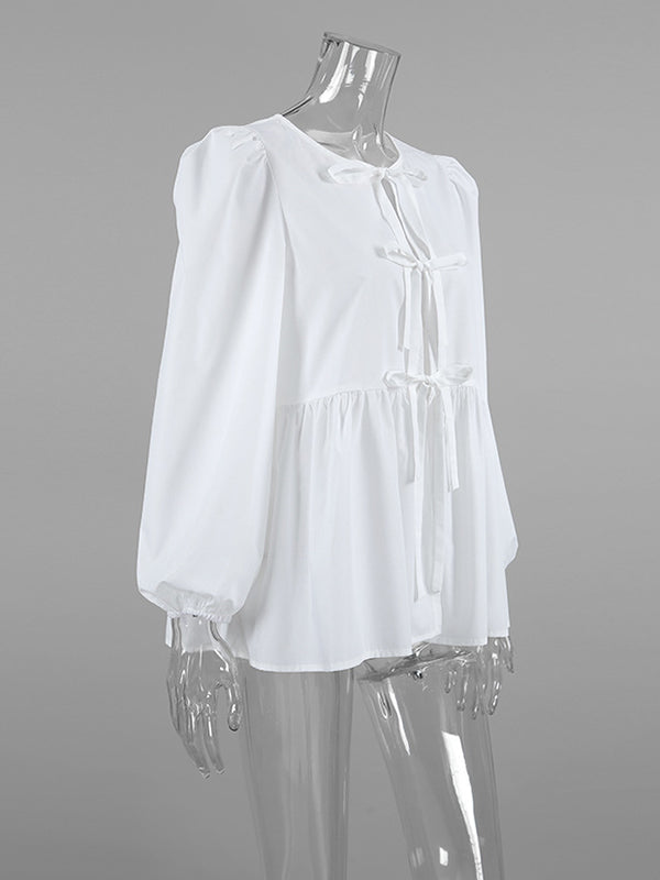 Sophisticated Blouse with a Clean Classic Look