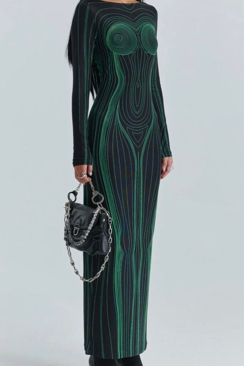 Classic Vintage & Enduringly Stylish Dress