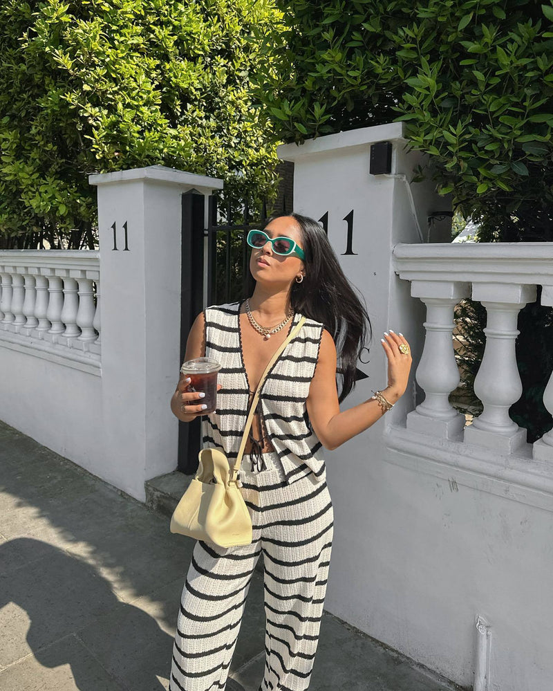 Classic Vintage & Enduringly Stylish Cardigan